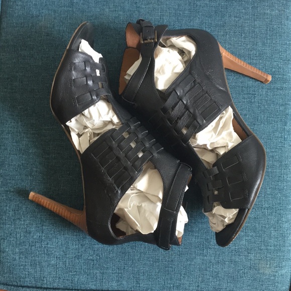 Nine West Heels - Picture 3 of 5